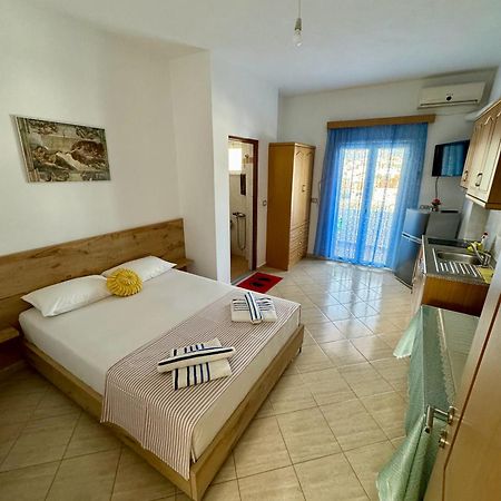 Villa Mihal Apartments クサミル エクステリア 写真
