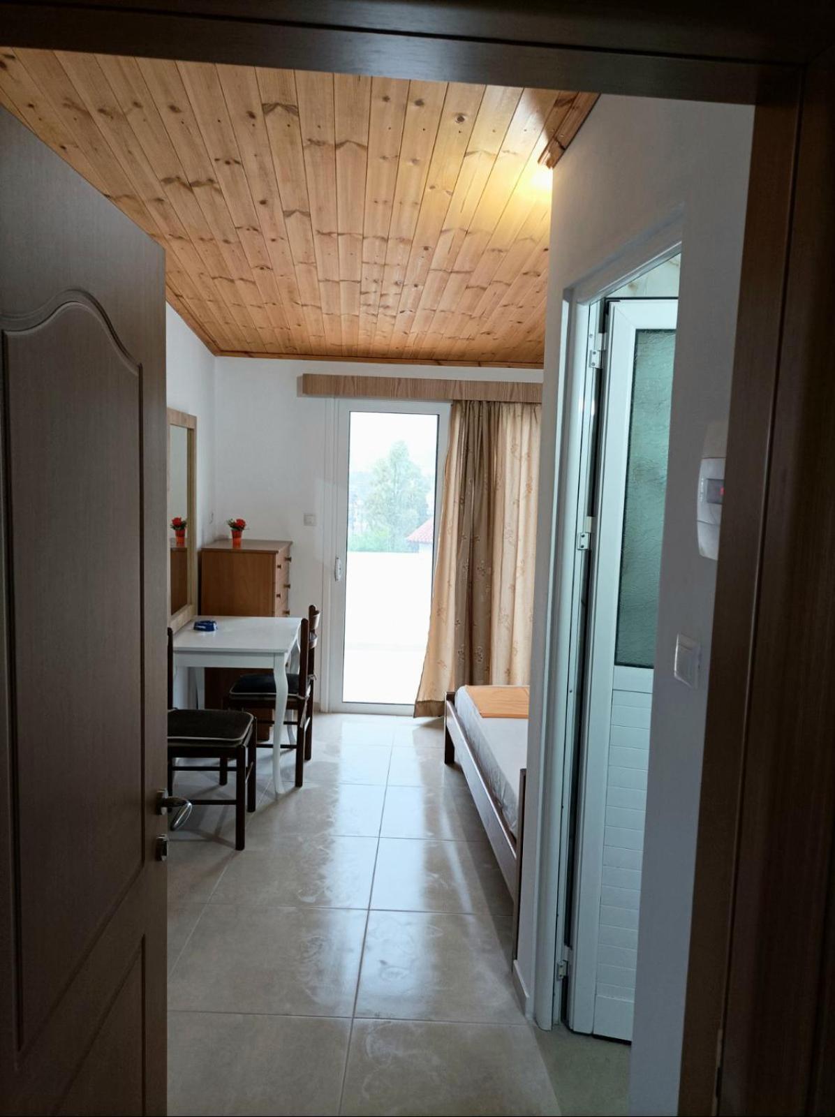 Villa Mihal Apartments クサミル エクステリア 写真