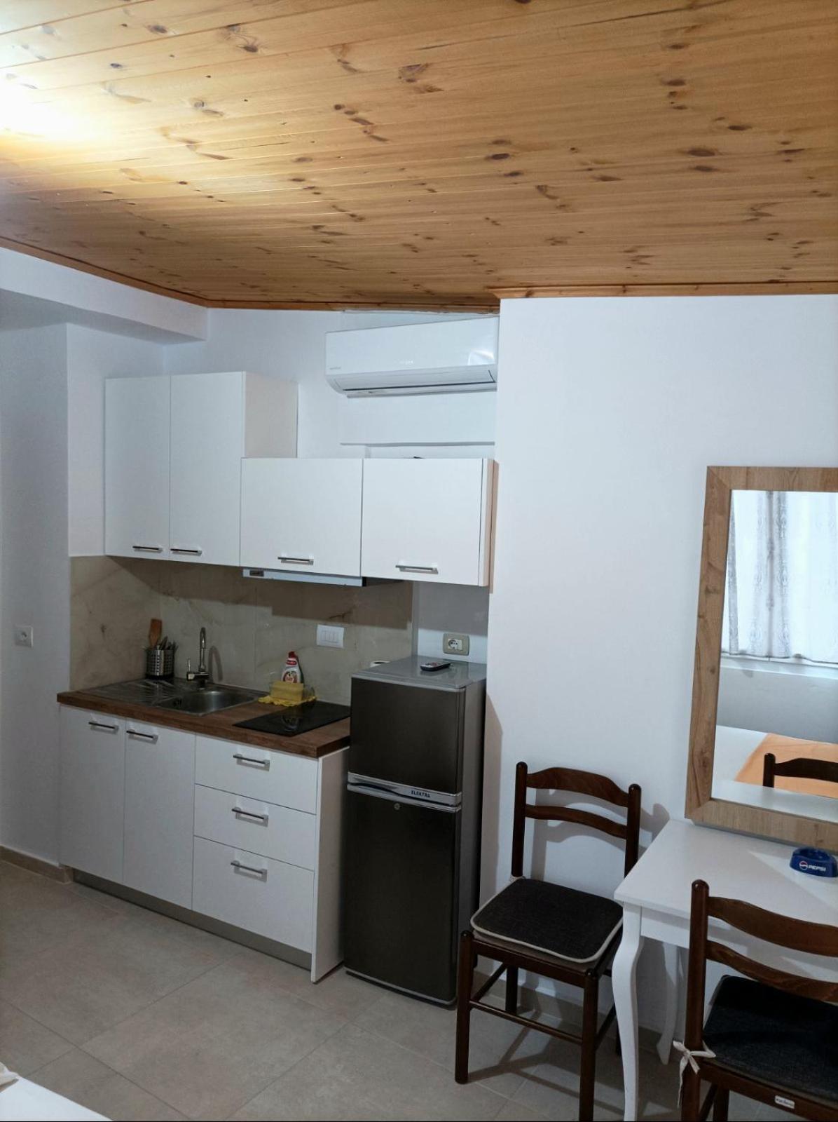 Villa Mihal Apartments クサミル エクステリア 写真